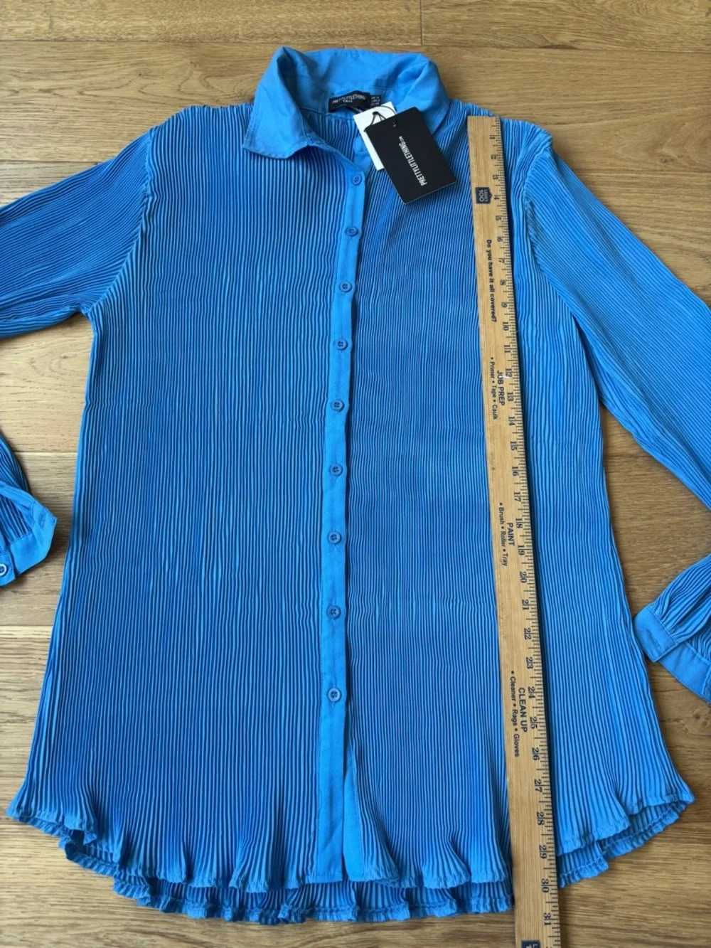 NWT prettly little thing oversized pleated button down 10 tall - Picture 3 of 5